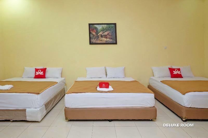 Zen Rooms B Walk Batu Μαλάνγκ Εξωτερικό φωτογραφία